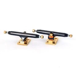 BLACK RIVER PRO FINGERBOARD TRUCK -Modern Skate Store 36 schwarz gold 1280x1280 56a18fda f78e 4df8 b255 2e5bc49541b6