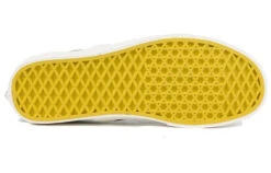 VANS CLASSIC SLIP-ON SHOES -Modern Skate Store 3 540x b8687fff d57f 4974 9f0c 4223335b9a6b