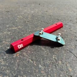 FINGERBOARD ALUMINUM PARKING BLOCK (MOUNTABLE) -Modern Skate Store 5a0a48af 3e96 4296 91e9 0ee278059b5f