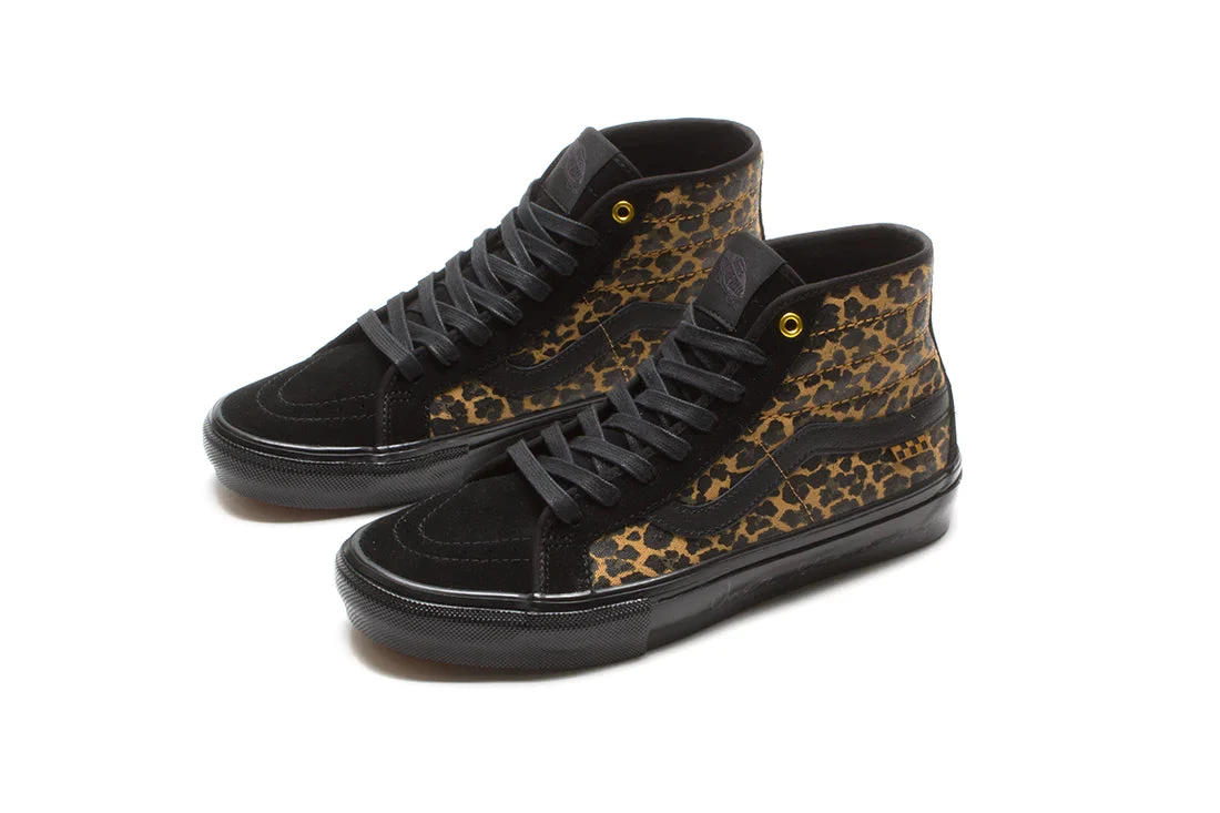 VANS CHER STRAUBERRY X SKATE SK8-HI DECON SHOES VANS CHER STRAUBERRY X SKATE SK8-HI DECON SHOES -Modern Skate Store 6 11 21 Sk8 Hi Cher2 1100x e24482f6 7ad8 4c4b b3ad c1e2b88beb28