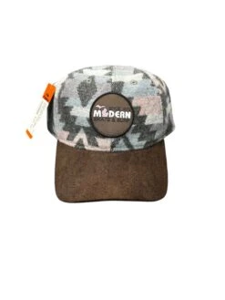 Pukka MODERN SKATE & SURF DOT STRAPBACK HAT