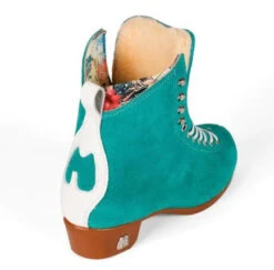 MOXI JACK COMPLETE ROLLER SKATE -Modern Skate Store Screen Shot 2017 08 09 at 4.48.58 PM 5000x b9c7f824 0453 4e80 8d02 e7a710fd1754