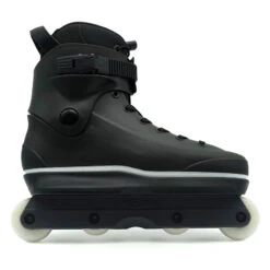 THE STANDARD OMNI COMPLETE AGGRESSIVE SKATE