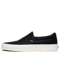 VANS CLASSIC SLIP-ON SHOES -Modern Skate Store main square 540x 2028c514 5019 4e5b a6fd 573f717aae34